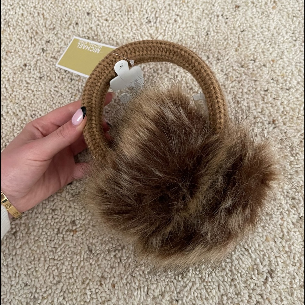 MK earmuffs